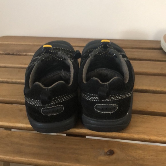 Women’s Keen Hiking Sneaker /Shoe Size - Picture 5 of 7